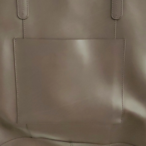 Margot Large Olive (Leather) Tote - Picture 3 of 6